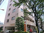 足立柳原郵便局 180m