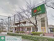マルエツ東和店 徒歩4分。 300m