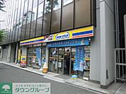 ミニストップ 徒歩10分。コンビニ 790m