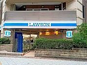 ローソン馬喰町駅前店 1階。 120m