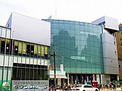 台東区立中央図書館 570m