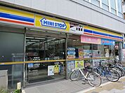 ミニストップ入谷2丁目店 67m