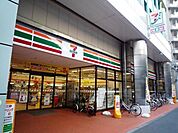 セブンイレブン台東北上野1丁目店 238m