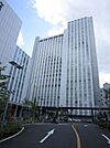 三井記念病院 130m