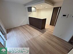 京急本線 上大岡駅 徒歩18分の賃貸アパート 1階1LDKのリビング/ダイニング