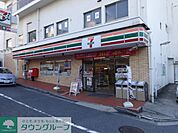 セブンイレブン横浜富岡西1丁目店 徒歩7分。コンビニ 540m