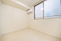 JR京浜東北・根岸線 川口駅 徒歩6分の賃貸アパート 1階ワンルームのリビング/ダイニング