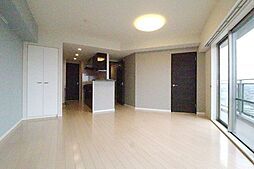 JR埼京線 武蔵浦和駅 徒歩4分の賃貸マンション 28階3LDKのリビング/ダイニング