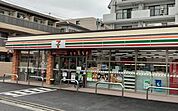 セブンイレブン大宮平和通り店 徒歩3分。 190m