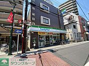 ファミリーマート 浦和駅東口店 徒歩3分。 230m