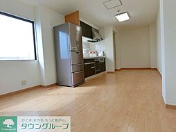 グリーンビル2(グリーンビルツー) 3階5LDKのリビング/ダイニング