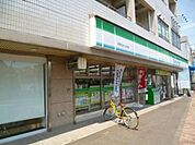 ファミリーマート中野玉川上水店 386m