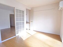 グランディール山中 1階3DKのリビング/ダイニング