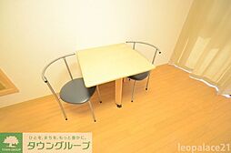 西武拝島線 武蔵砂川駅 徒歩17分の賃貸アパート 1階1Kのリビング/ダイニング