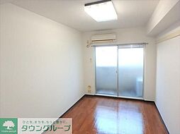 タッシ国立 3階ワンルームのリビング/ダイニング