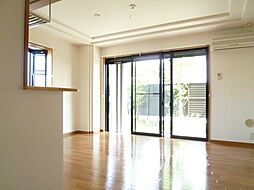 ガーデニングヒルズ 3階2LDKのリビング/ダイニング