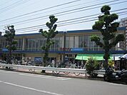 西友西国立店 577m