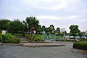 松原中央公園 670m