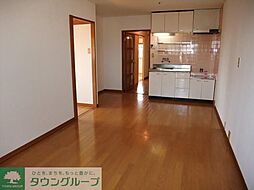 エクセレント丸太 206 2階3DKのリビング/ダイニング