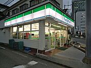 ファミリーマート 440m