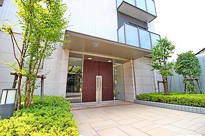 外観：おしゃれなマンション