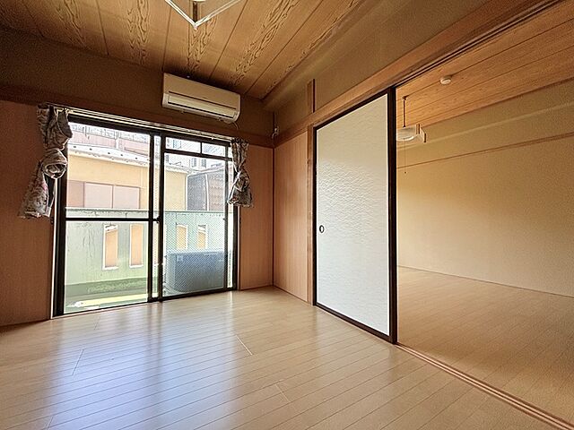寝室