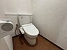 トイレ：【下階トイレ】1階にもトイレは設置されております。