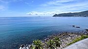 眺望：波打ち際から遠くの初島まで眺めます。