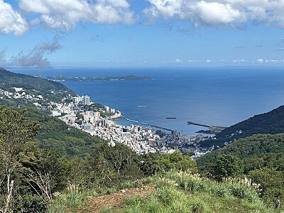 外観:自然郷の高台から熱海湾を見下ろします。ご覧の眺望です。 外観:自然郷の高台から熱海湾を見下ろします。ご覧の眺望です。