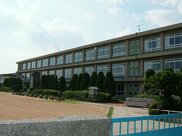 画像29:姫路市立広畑第二小学校まで1、022ｍ