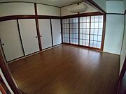 洋間8帖