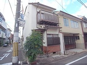 京都府京都市上京区五辻通千本西入風呂屋町（賃貸一戸建3LDK・1階・69.38㎡） その1