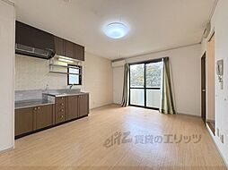 シャトードゥヴェール 205 2階2LDKのリビング/ダイニング