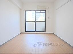 京都市営烏丸線 今出川駅 徒歩15分の賃貸マンション 6階1Kのリビング/ダイニング