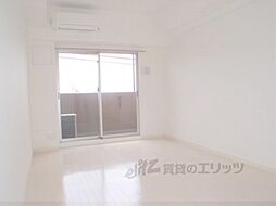 プレミアムステージ京大前 4階1Kのリビング/ダイニング