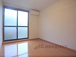 レオパレス吉川 106 1階1Kのリビング/ダイニング