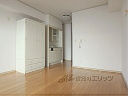 パインフィールド上賀茂 308 3階ワンルームのリビング/ダイニング