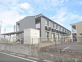 レオパレスファミリア 111 ｜ 滋賀県蒲生郡日野町河原（賃貸アパート1K・1階・23.18㎡） その1