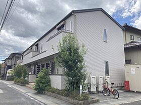 エルメゾン　ラクワット 101 ｜ 滋賀県草津市渋川（賃貸アパート1R・1階・26.28㎡） その1