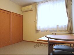 近江鉄道近江本線 愛知川駅 徒歩20分の賃貸アパート 2階1Kのリビング/ダイニング