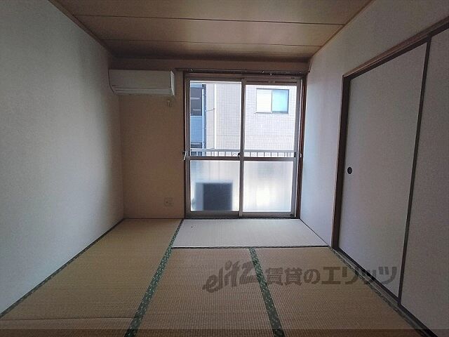 寝室