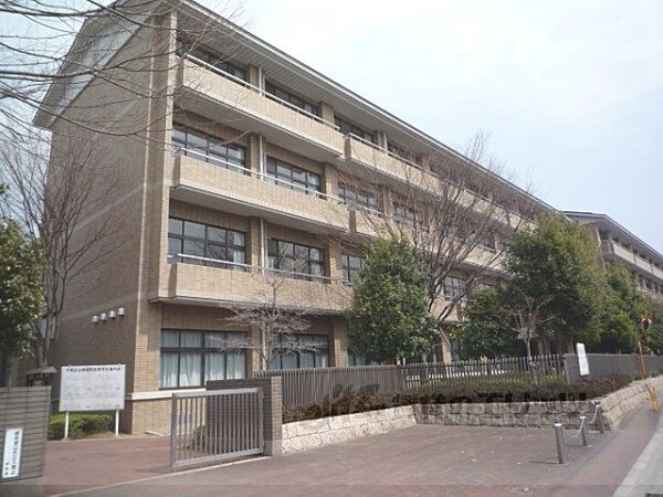 画像21:嵯峨野高等学校まで1300メートル