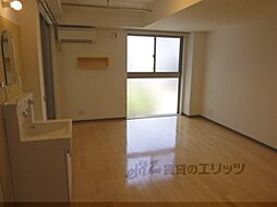 クチュール堀川 205 2階1Kのリビング/ダイニング