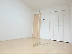 ザ・コンフォート 2階1Kのリビング/ダイニング