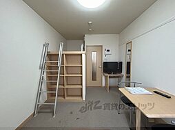 レオパレス華 302 1階1Kのリビング/ダイニング