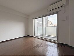 京都市営烏丸線 十条駅 徒歩5分の賃貸マンション 2階1Kのリビング/ダイニング