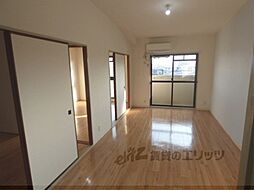 ファミィール桂 301 3階3LDKのリビング/ダイニング