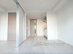 プレサンスロジェ京都西大路 4階1LDKのリビング/ダイニング