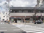 セブンイレブン　上七軒店まで480メートル