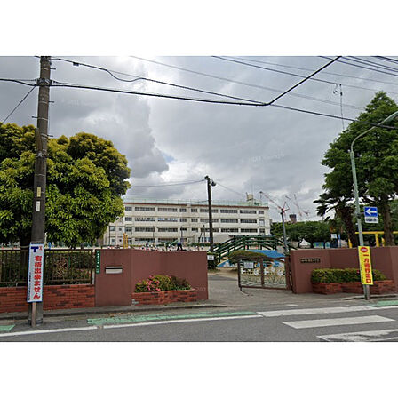 領家小学校